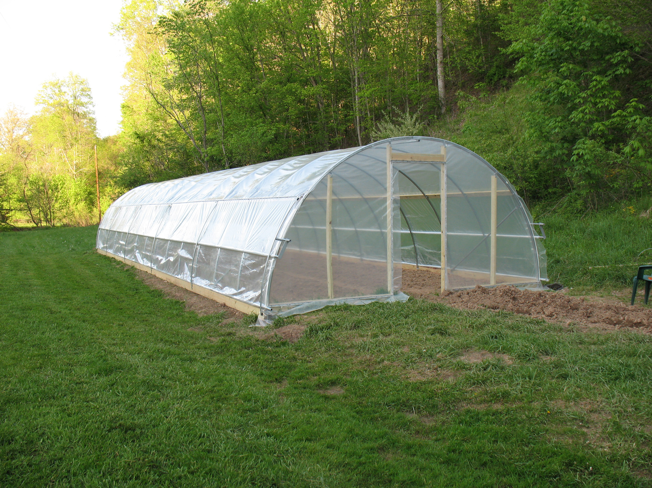 16-hoop-house-high-tunnel-retail-educational-commercial-greenhouse-solutions-bwi-grower